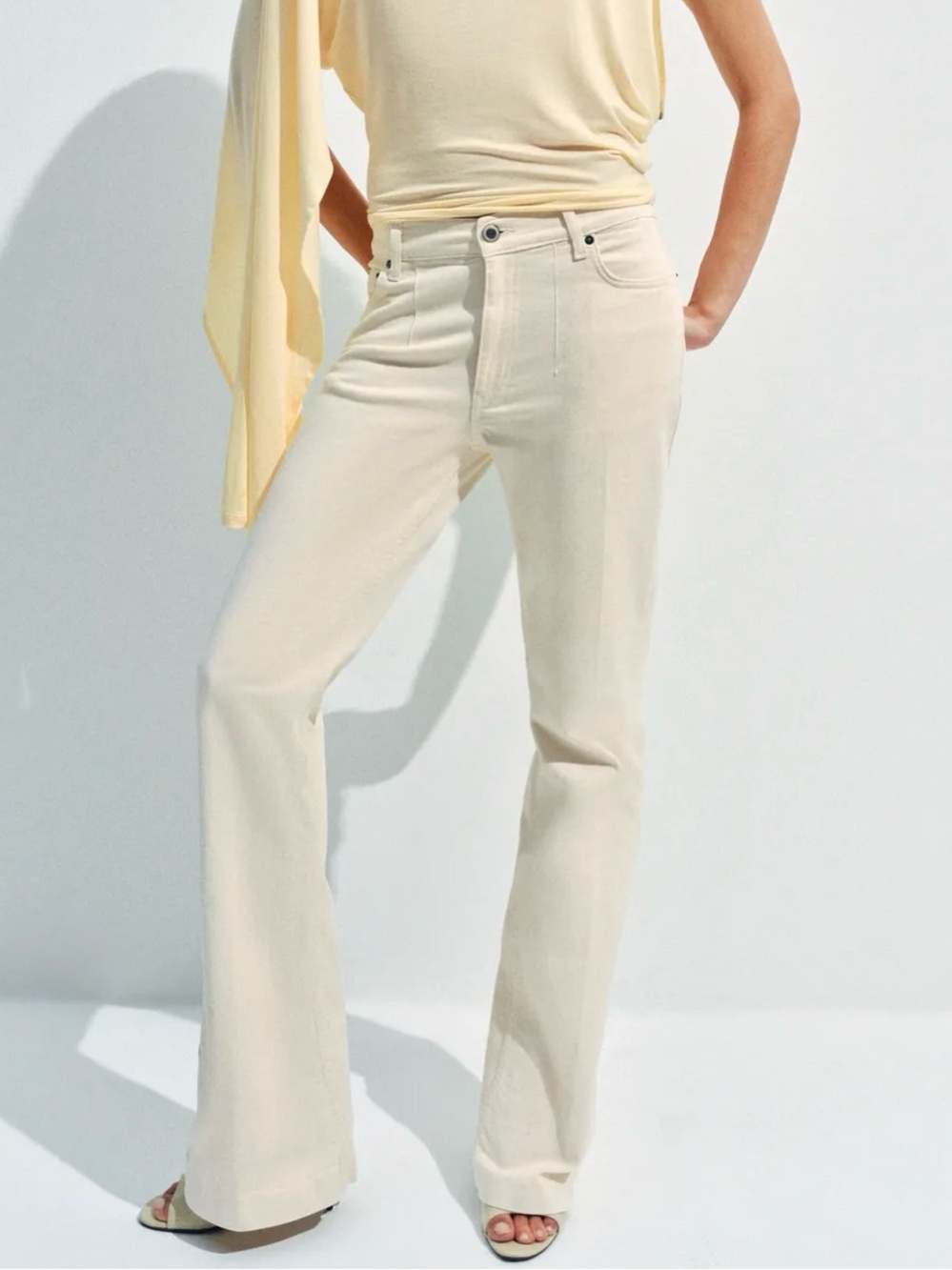 NWT ZARA ZW COLLECTION MID-RISE BOOTCUT JEANS